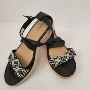Eddie Bauer 9.5 Kara Black White Espadrille Jute Leather Cross Straps Wedges